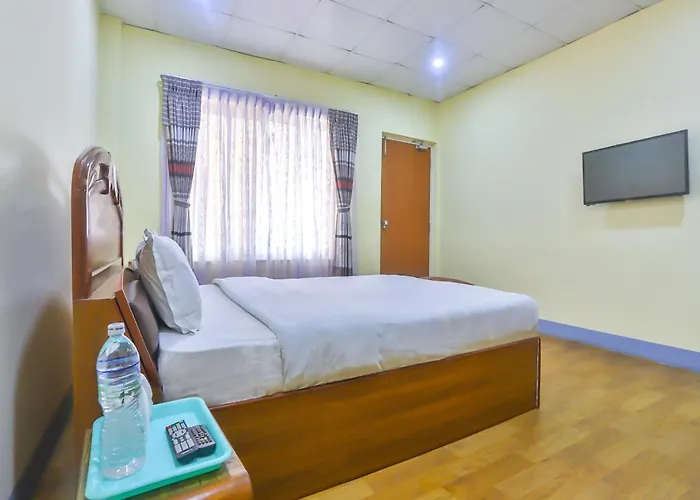Spot On 625 Melungtse Hotel 3*